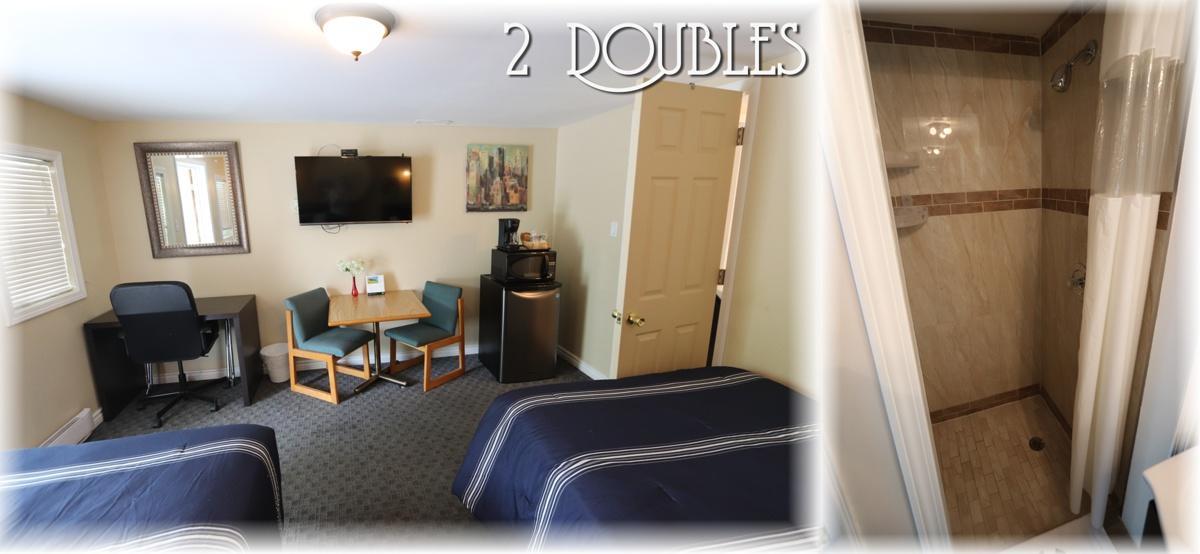 Twin Peaks Motel Napanee Exterior photo